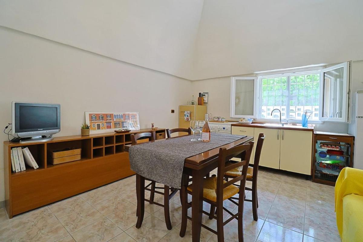 Villa Le Conchiglie Di Taranto Mediterranea 풀사노 외부 사진