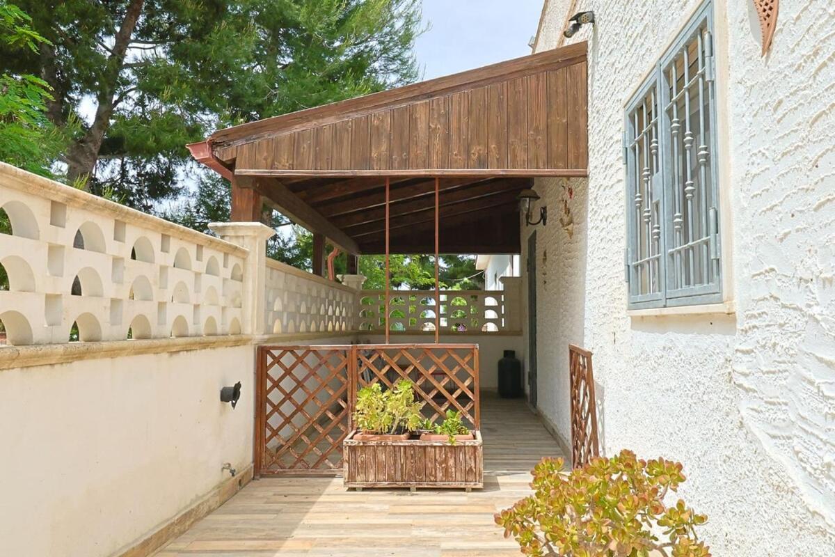 Villa Le Conchiglie Di Taranto Mediterranea 풀사노 외부 사진
